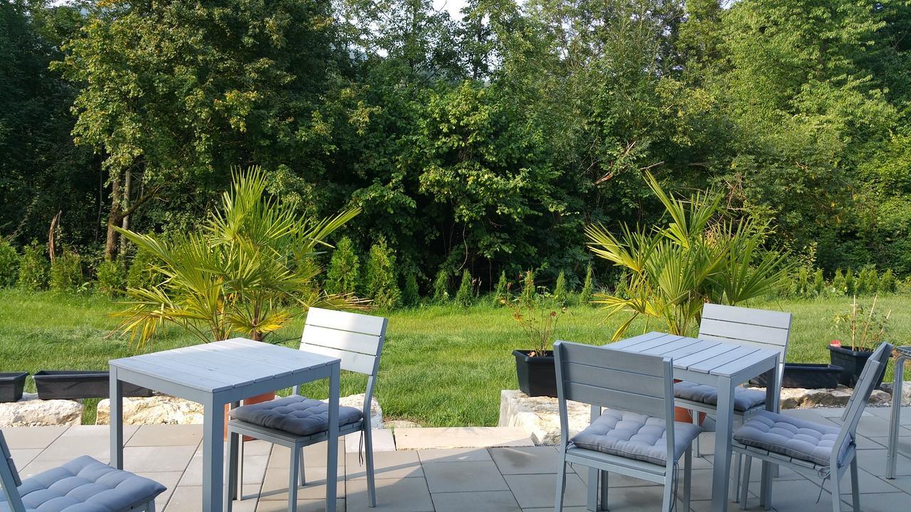 Hotel Apartment Am Arbach Eningen unter Achalm Exterior photo